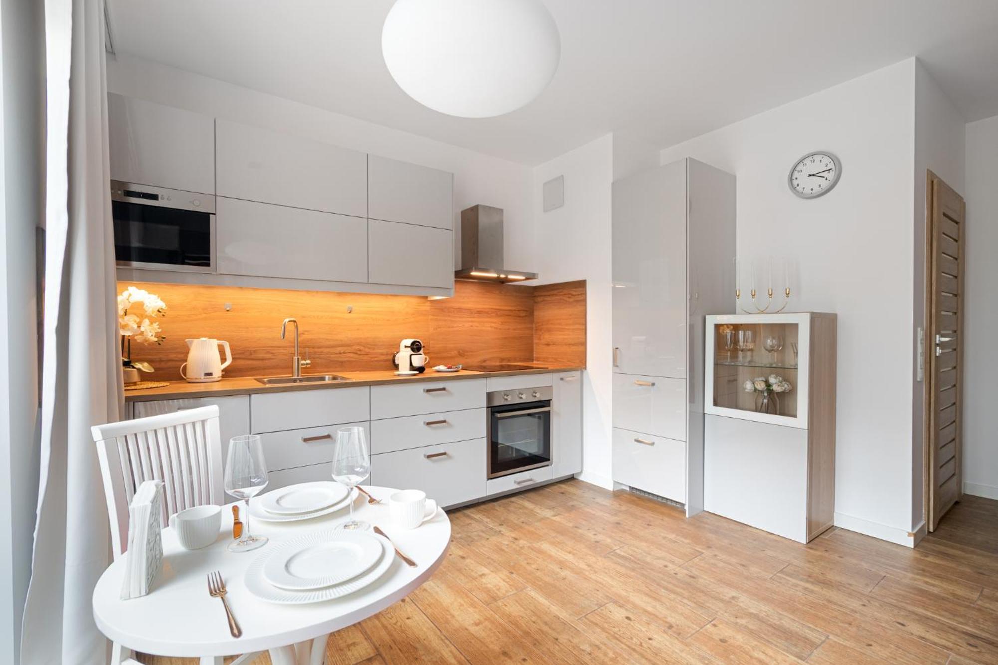 Golden Apartments Warsaw - Big Apartment In Luxury Building Near Metro Station-Grzybowska 85-5 Exterior foto